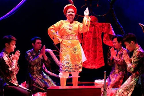 NSND Lệ Ngọc thể hiện nét lộng lẫy của đạo Mẫu