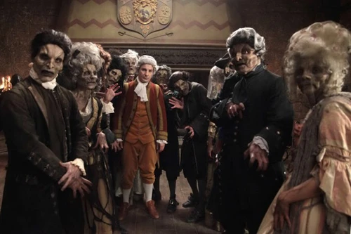 "Con ma nhà họ Can" khiến khán giả cười nghiêng ngả