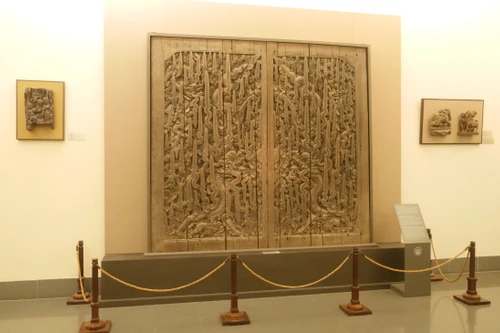 Chiêm ngưỡng những bảo vật quốc gia được trưng bày tại Bảo tàng Mỹ thuật Việt Nam 