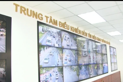 Khánh thành Trung tâm điều khiển đèn tín hiệu giao thông hiện đại