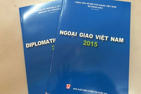 Lần đầu tiên công bố "Sách Xanh Ngoại giao Việt Nam 2015"