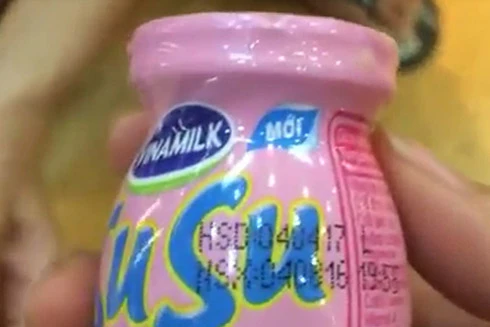 Vinamilk lên tiếng vụ sản phẩm sữa chua Susu có lắng cặn đen