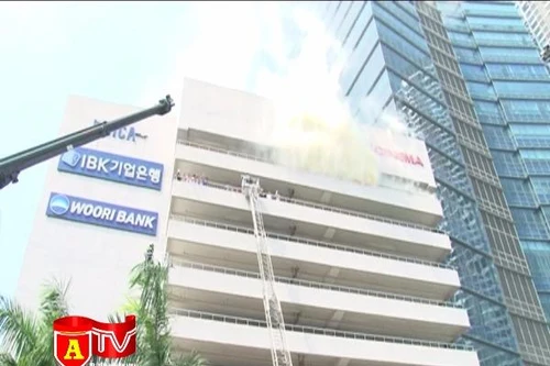 Ứng phó linh hoạt với các sự cố cháy nổ tại tòa nhà cao tầng