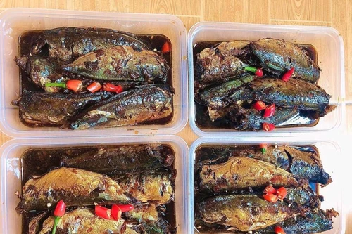 Cá kho ngoại truyện