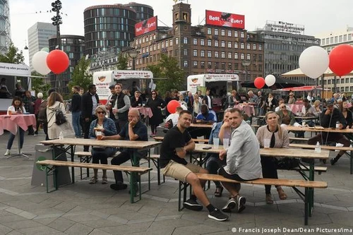 Yếu tố then chốt để trở lại cuộc sống như trước đại dịch không còn là “giấc mơ xa vời” 