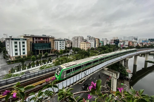 Đường sắt Cát Linh - Hà Đông đã vận hành sau 10 năm thi công