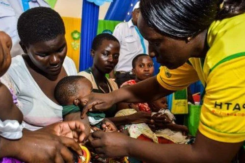 Thế giới có vaccine phòng sốt rét đầu tiên