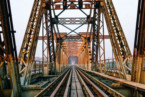 Cầu Long Biên chuẩn bị “thay áo mới”