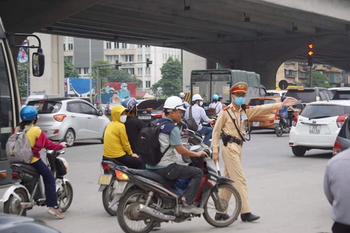 Không vi phạm giao thông vẫn có thể bị dừng xe kiểm tra