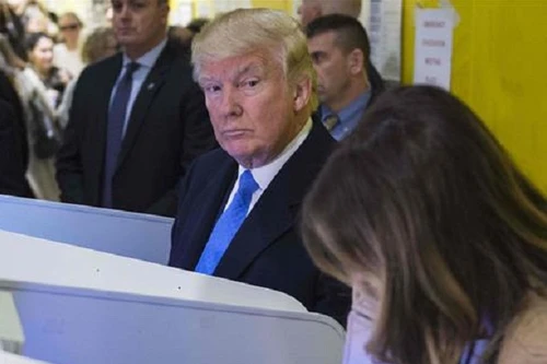 Tòa án bác bỏ vụ kiện của Ban chiến dịch tranh cử của ông Trump ở Nevada 