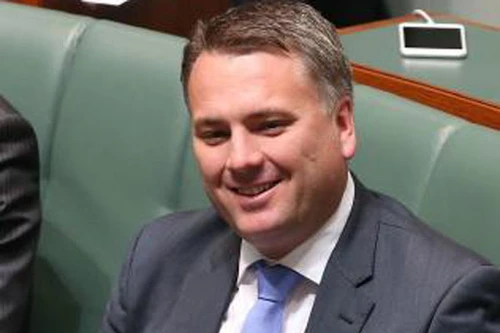 "Sai sót" với một nữ công chức, Bộ trưởng Australia từ chức