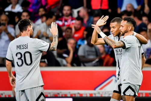 Bộ ba Messi - Neymar - Mbappe bùng nổ, PSG vùi dập Lille 7-1