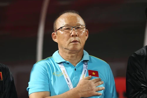 AFC vinh danh HLV Park với những cống hiến cho bóng đá Việt Nam