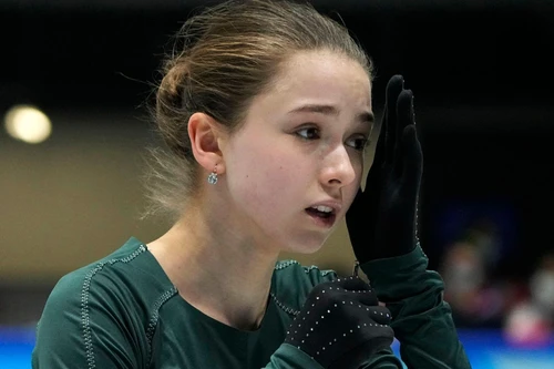 'Thiên thần' trượt băng Nga có thể bị tước HCV Olympic vì chất cấm