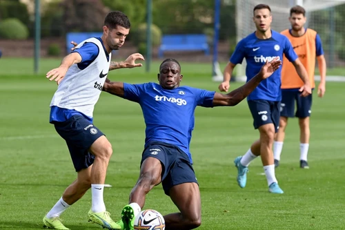 Sân tập Chelsea căng thẳng sau khi Tuchel ra đi