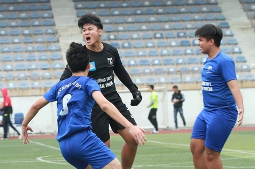 Hình ảnh loạt trận 11h00 sáng 11-12