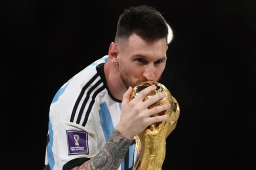 Messi đi vào lịch sử World Cup với hàng loạt kỷ lục