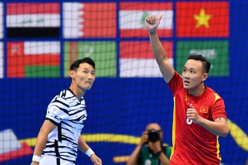 HLV từng vô địch World Cup nói gì khi Việt Nam thắng đậm Hàn Quốc