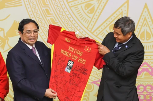 Thủ tướng Phạm Minh Chính gặp mặt chúc mừng tuyển nữ Việt Nam