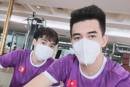 Tiến Linh và Văn Toàn khỏi Covid-19, sẵn sàng gặp Trung Quốc