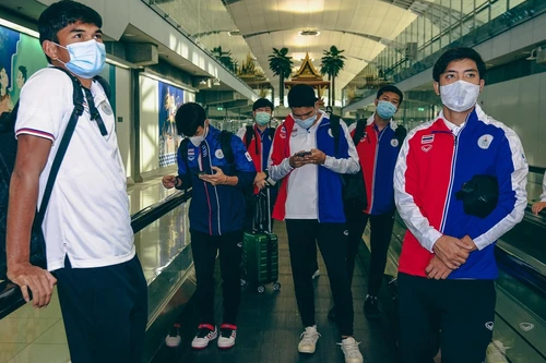 Thua U23 Việt Nam, cầu thủ Thái Lan về nước trong lặng lẽ