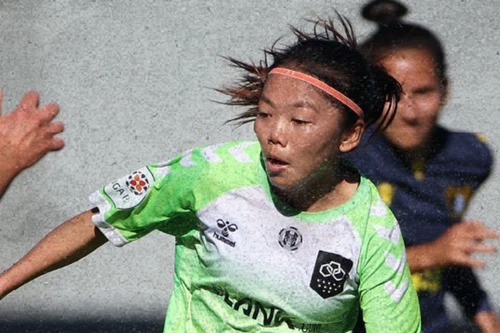 Chơi nổi bật, Huỳnh Như nhận giải thưởng đặc biệt ở Bồ Đào Nha