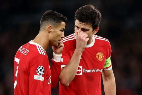 Ronaldo và Maguire bị 'ném đá' nhiều nhất Premier League
