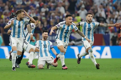 Video những bàn thắng đưa Messi và Argentina lên đỉnh thế giới