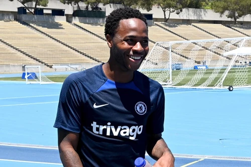 Sterling hớn hở ra mắt Chelsea tại Mỹ