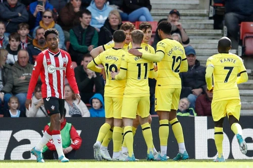 Hủy diệt Southampton 6-0, Chelsea xây chắc top 3
