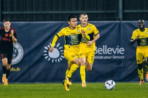 HLV Pau nói về khả năng cho Quang Hải về dự AFF Cup 2022