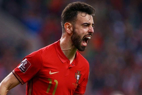 Bruno Fernandes rực sáng giúp Bồ Đào Nha có vé World Cup 2022