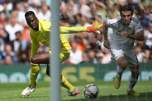 Mendy sai lầm tai hại, Chelsea thua tan nát Leeds
