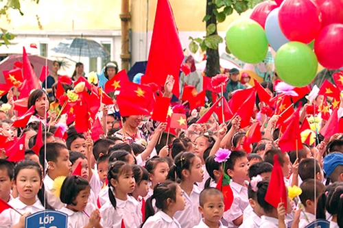 Nhẹ gánh trên vai trẻ