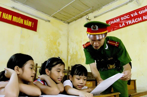 Tri ân những người giữ niềm tin và bình yên cuộc sống