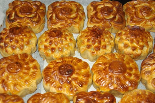 Cẩn trọng với bánh trung thu siêu rẻ