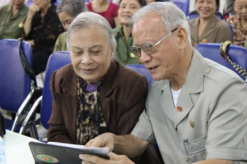 Thanh niên xung phong gặp mặt nhau sau nửa thế kỷ