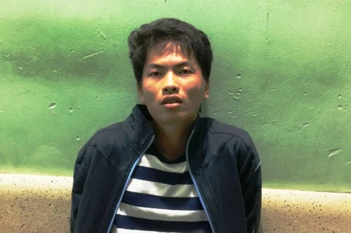 Ép bạn gái cũ làm "nô lệ tình dục" rồi tống tiền