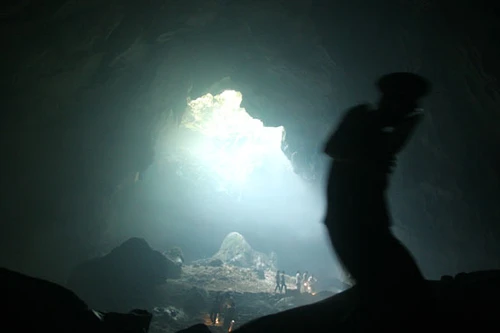 Rợn người xem bể đầu lâu dười chín tầng địa ngục