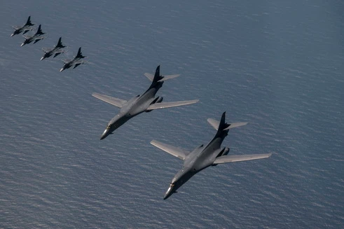 [ẢNH] Mỹ cảnh báo "nhấn chìm" hạm đội Biển Đen của hải quân Nga