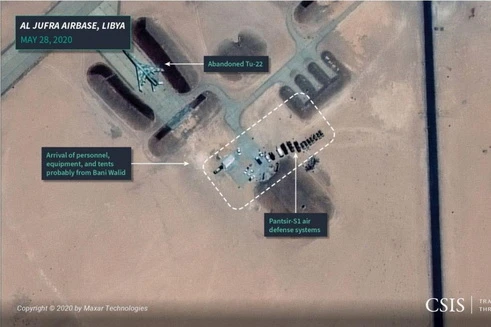 [ẢNH] Vệ tinh Mỹ phát hiện máy bay ném bom Tu-22 trên đất Libya
