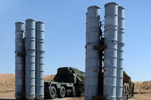 Nga đưa các tổ hợp phòng không S-300PS vào trực chiến tại nam Siberia