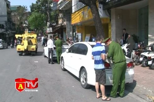 CAQ Hoàn Kiếm ra quân thực hiện Mệnh lệnh 02 của Giám đốcCATP