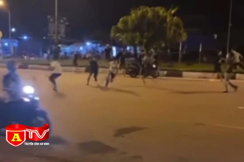 Ngăn chặn nhóm thanh, thiếu niên mang kiếm đi giải quyết mâu thuẫn trên facebook