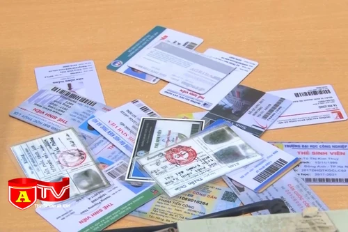 Cảnh báo tình trạng sử dụng giấy tờ giả để thi hộ