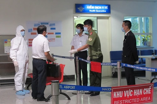 Bệnh viện Đà Nẵng vẫn thắt chặt vùng cách ly bệnh nhân nhiễm Ebola