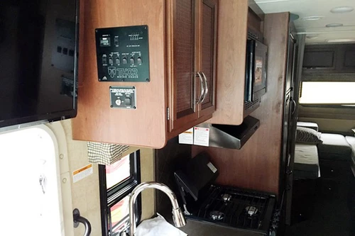 Khám phá "ngôi nhà di động" trị giá hơn 5 tỷ đồng vừa xuất hiện tại Hà Nội