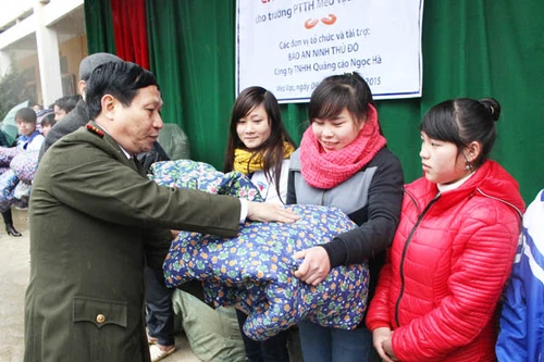 Chăn ấm Mèo Vạc 