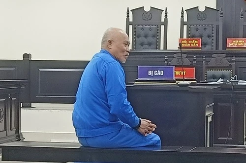 Giám đốc “bùng tiền” vay nợ lĩnh án tù sau 16 năm trốn chạy 