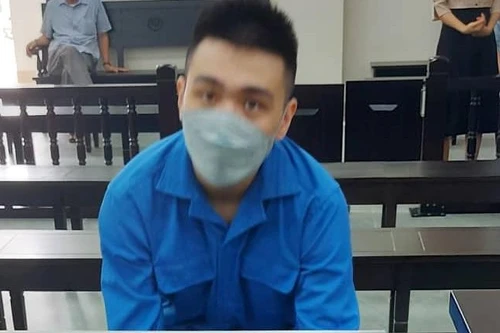 Vừa ra tù đã dựng chuyện "chạy án", lừa tiền của vợ bạn 